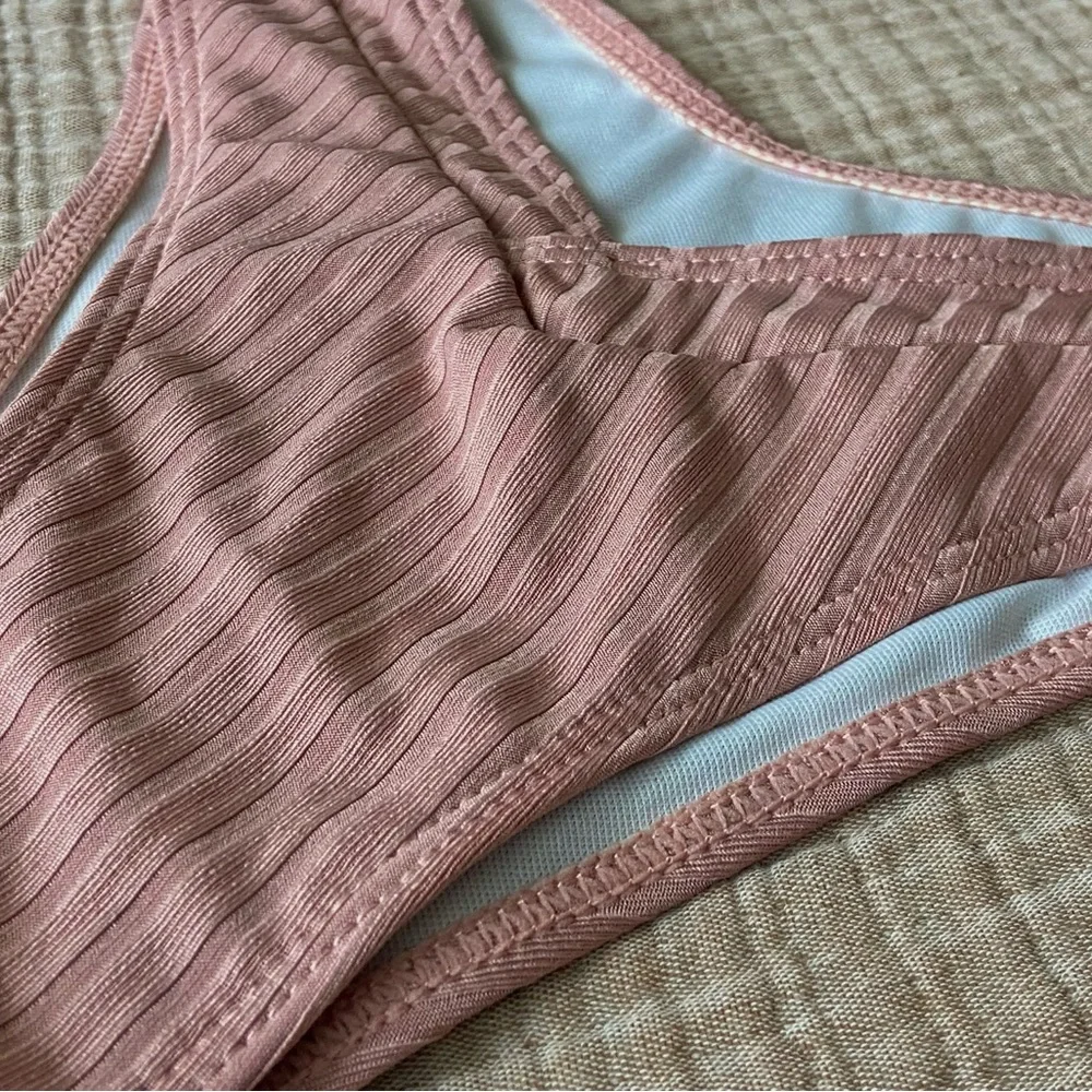 Pink Ribbed Bikini Bottom 🪸 - Picture 4 of 5